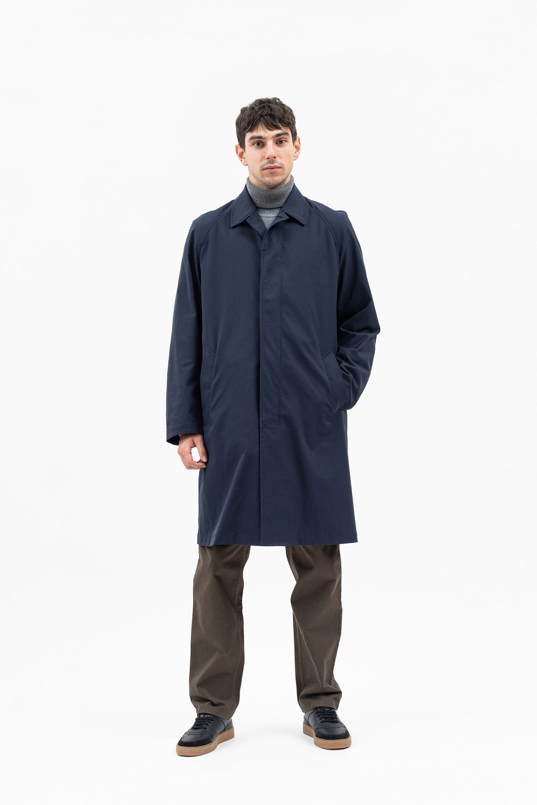 Norse Projects - Vargo Gore-Tex Infinium Raglan Mac - Dark