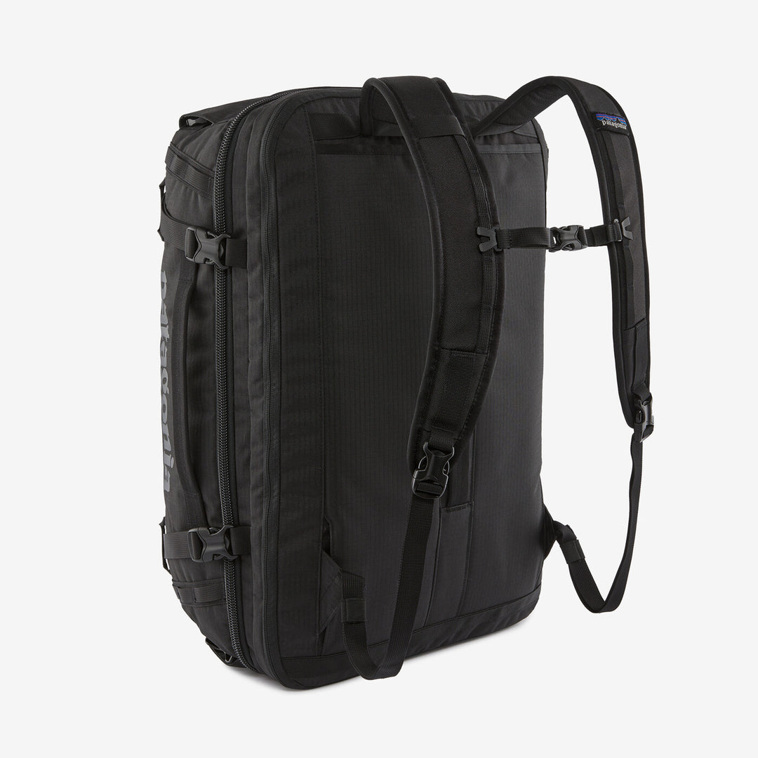 【中古・良品】Patagonia BLACK HOLE MLC バッグ黒 Black Hole MLC - Concord Outfitters