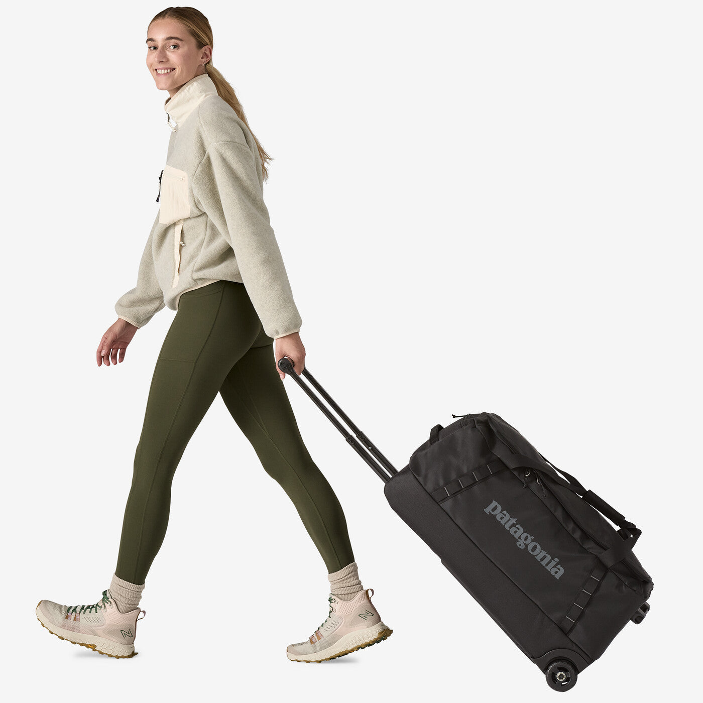 Patagonia - Black Hole Matte Wheeled Duffel Bag 70L