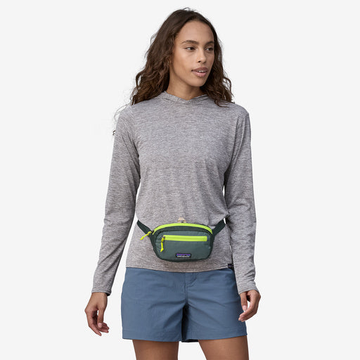 Patagonia - Ultralight Black Hole Mini Hip