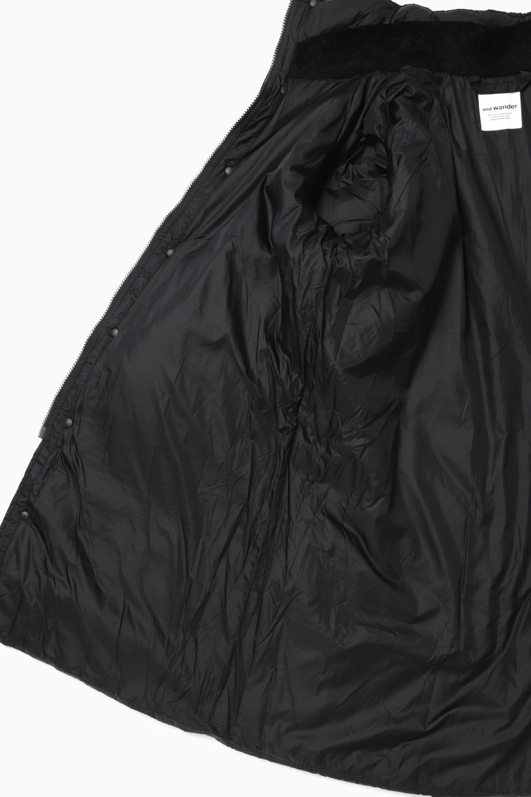 and wander - Ripstop Primaloft Insulation Coat - Black