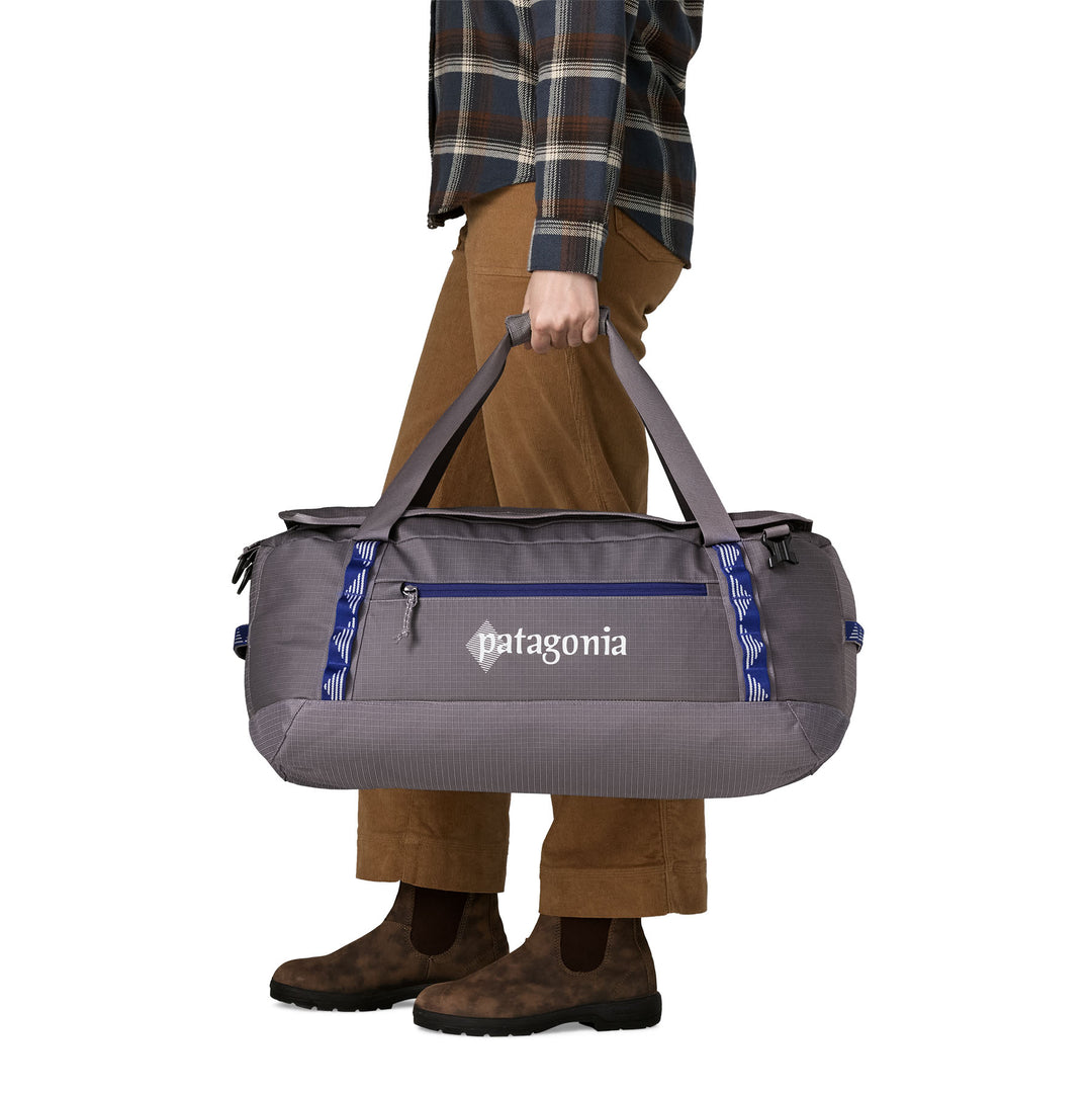 Patagonia - Black Hole Duffel 55L - Berry Fig – Haven Surf